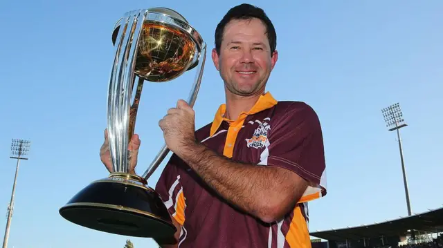 ਰਿਕੀ ਪੌਂਟਿੰਗ ਦੀ ਕਪਤਾਨੀ ਵਿੱਚ ਆਸਟ੍ਰੇਲੀਆ ਦੀ ਟੀਮ ਨੇ ਤਿੰਨ ਵਾਰ ਵਿਸ਼ਵ ਕੱਪ ਜਿੱਤਿਆ