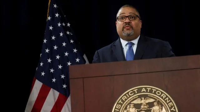 المدعي العام ألفن براغ.