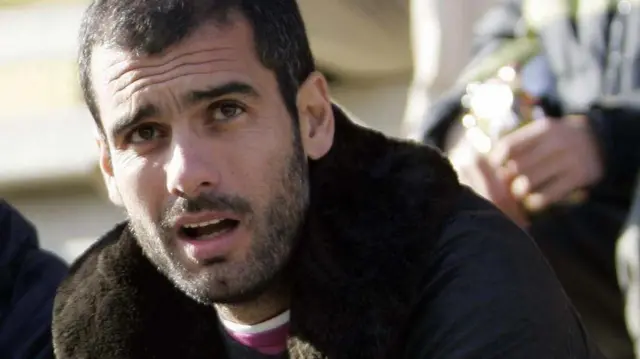 گواردیولا پس از پایان دوران بازی، ترجیح داد به جای پست مهمی چون رئیس آکادمی باشگاه، سرمربی تیم ب بارسلونا شود