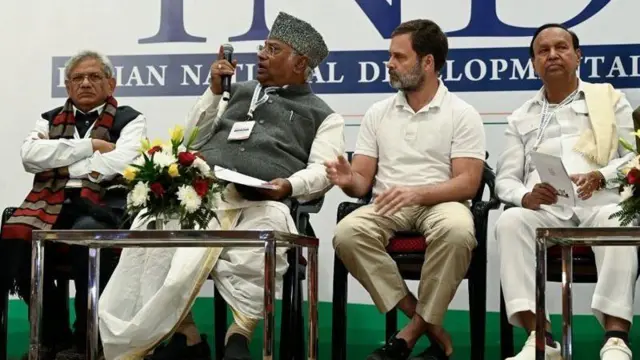 காங்கிரஸ், பா.ஜ.க, நரேந்திர மோதி, மல்லிகார்ஜுன கார்கே, இந்தியா