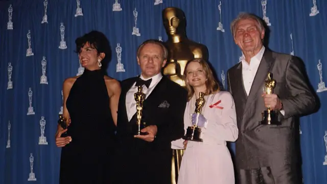 ৬৪তম অস্কারে 'দ্য সাইলেন্স অব দ্য ল্যাম্বস' এর প্রধান চরিত্রের অভিনয় শিল্পীরা।