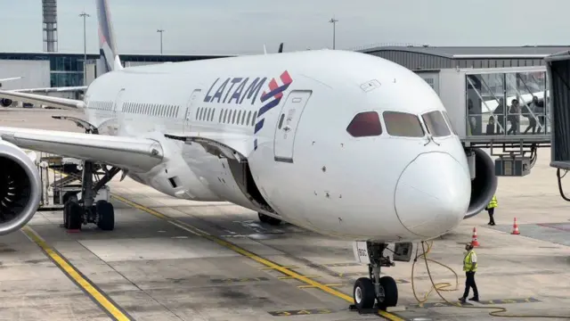 Xiyyaarri miidhame Boying 787 Dreamliner ta'uu Latam hime