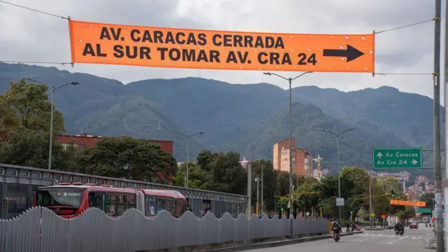 Construcción del metro de Bogotá. 