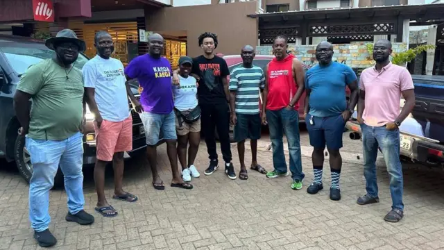 Twelve Ghana pipo dey drive 10,000km from Accra go London take create awareness for digital poverty