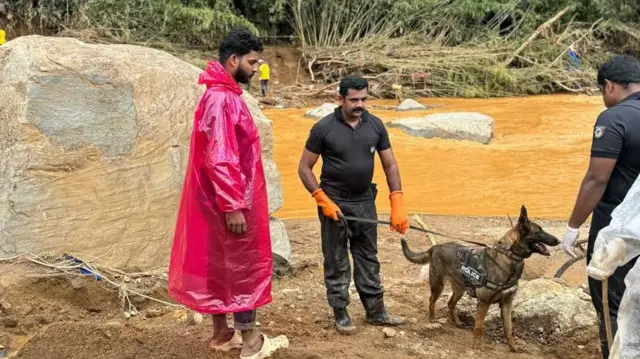 वायनाड के बचाव अभियान में काम करते हुए एंजेल