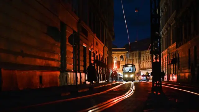 Львів у пітьмі