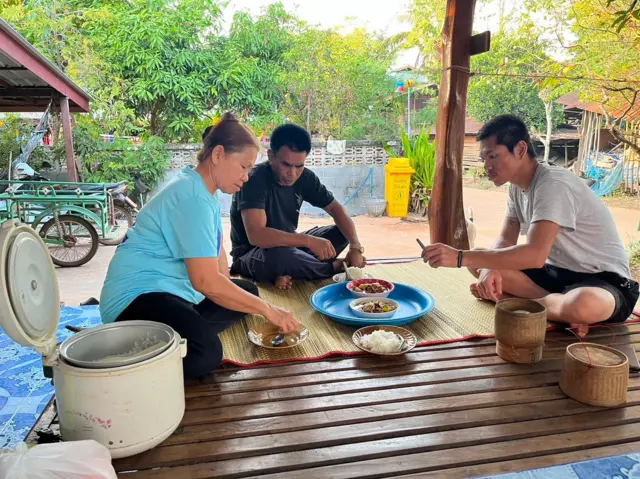 บุดดีและครอบครัว