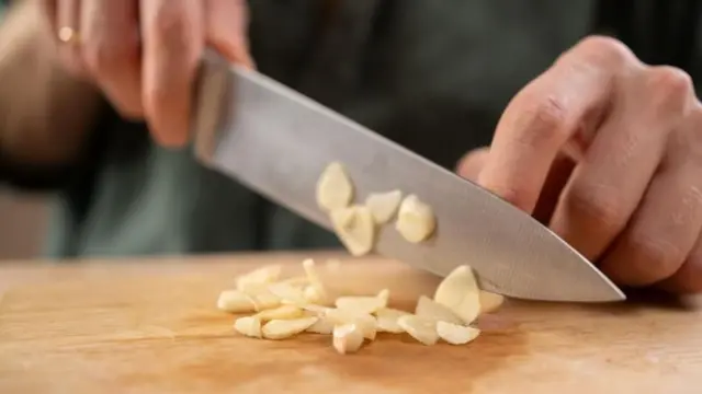 બીબીસી ગુજરાતી, ગુજરાત, બીબીસી, અમદાવાદ, લસણ, ઇતિહાસ, હેલ્થ, સ્વાસ્થ્ય