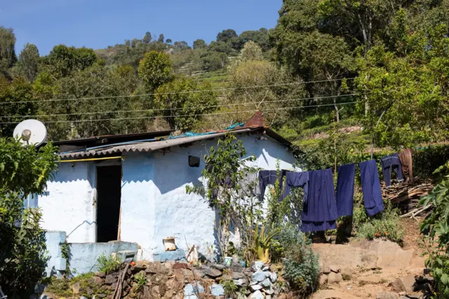 வன உரிமைச் சட்டம் பழங்குடிகளின் உரிமையை அங்கீகரிப்பதால் காடுகள் அழிகிறதா? உண்மை என்ன?