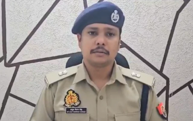 ਮੇਰਠ ਦੇ ਪੁਲਿਸ ਸੁਪਰੀਟੇਂਡੈਂਟ ਆਯੂਸ਼ ਵਿਕਰਮ ਸਿੰਘ