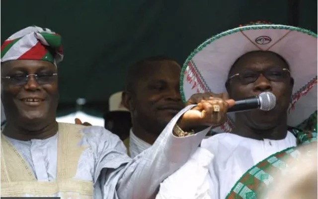 Xidhiidhkii u dhexeeyay Madaxweyne Olusegun Obasanjo iyo ku xigeenkiisa Atiku Abubakar waxa uu ku bilaabmay wada-jir adag sannadkii 1999-kii.