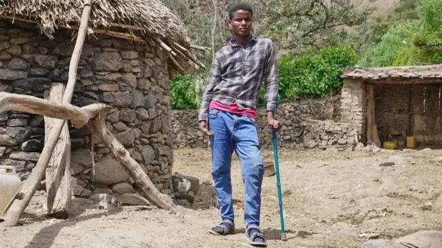 Berhane Haile ayaa sheegaya in maadaama uusan sii ahaan karin beeralay uu doonayo in uu waxbarashadiisa sii wato
