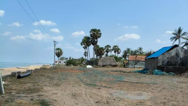 'தாடி வைத்திருந்தால் தாலி கட்டக் கூடாது' - காரைக்கால் மீனவ கிராமங்களில் ஏன் இப்படியொரு கட்டுப்பாடு?