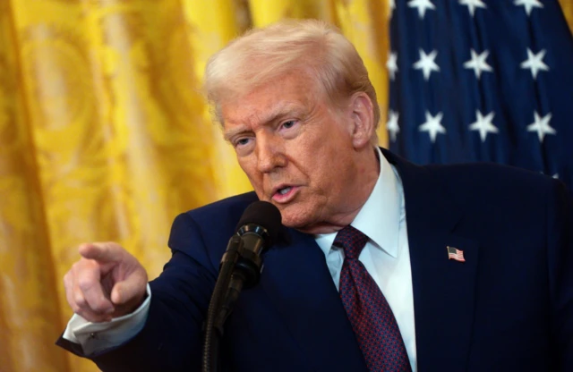 डोनाल्ड ट्रंफ़