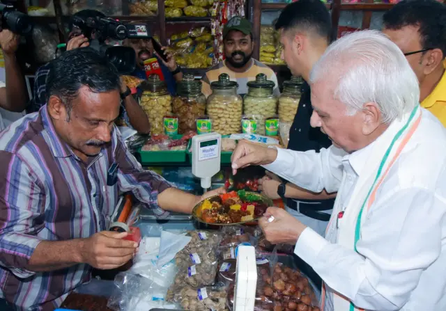 केरल के राज्यपाल आरिफ मोहम्मद खान 