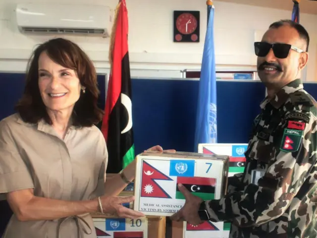 लिबियास्थित नेपाली शान्ति सैनिकहरूको टोलीले बाढीपीडितका लागि औषधि पठाएको छ