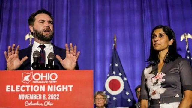 जेडी वेन्स आणि उषा वेन्स