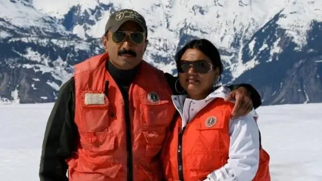 બરતરફ આઈપીએસ ઓફિસર સંજીવ ભટ્ટ, શ્વેતા ભટ્ટ, નરેન્દ્ર મોદી, ગોધરાકાંડ હુલ્લડો, સ્પેશિયલ ઇન્વેસ્ટિગેશન ટીમ, જામખંભાણિયા પોરબંદર કસ્ટોડિયલ ડેથ, પાલનપુર એનડીપીએસ કેસ