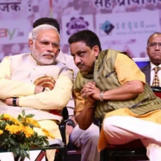 CAIT चे राष्ट्रीय सरचिटणीस आणि खासदार प्रवीण खंडेलवाल पंतप्रधान नरेंद्र मोदी याच्यासमवेत