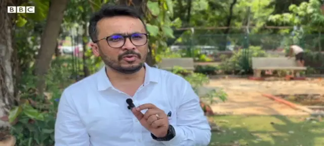 वकील आणि सामाजिक कार्यकर्ते सागर देवरे