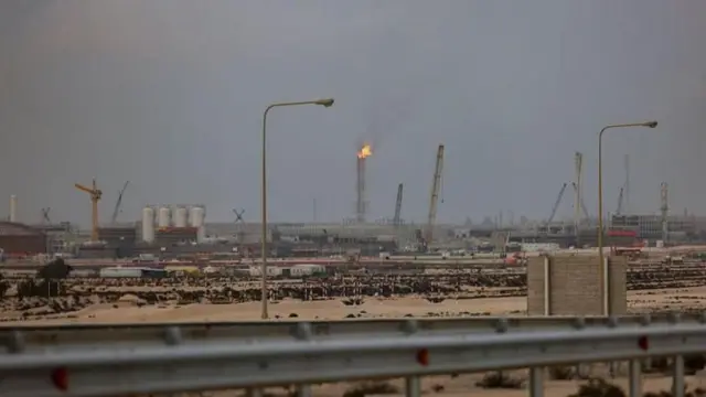 அமெரிக்க கச்சா எண்ணெயின் முக்கிய குறியீடு மூன்று சதவீதத்திற்கும் அதிகமாக உயர்ந்துள்ளது. 