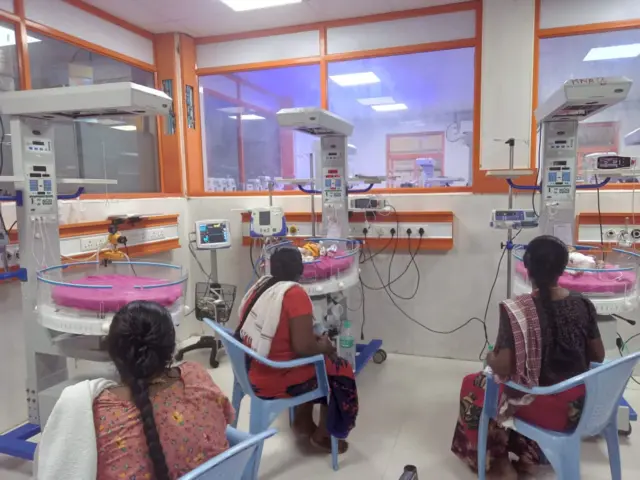 தமிழ்நாட்டின் முதல் தாய்ப்பால் வங்கி எழும்பூர் குழந்தைகள் நல அரசு மருத்துவமனையில் 2014-ல் தொடங்கப்பட்டது.