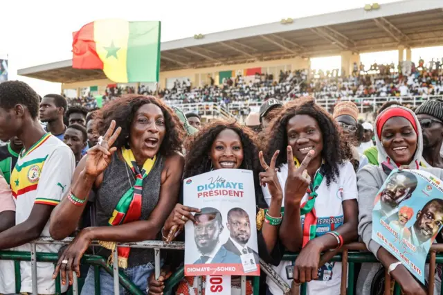 прихильники