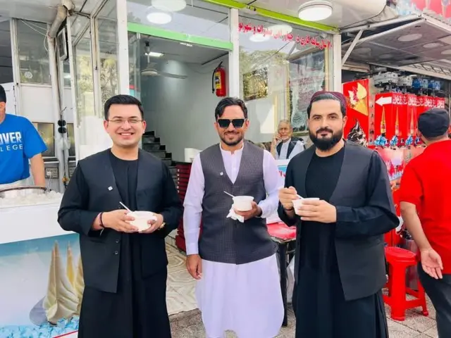 له کیڼ لوري، شبهانکر میشرا، ګلبدین نایب او نصیب خان 