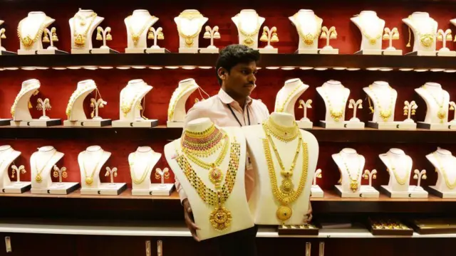 தங்கம் விற்பனை