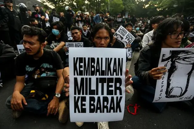 Revisi UU TNI