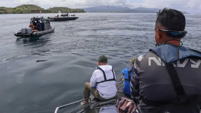 labuan bajo, NTT, KM Putri Sakinah