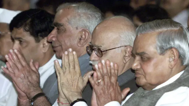अटलबिहारी वाजपेयी, लालकृष्ण अडवाणी 