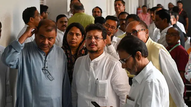 'বিদ্রোহী' বিধায়ক ঋতব্রত ব্যানার্জী