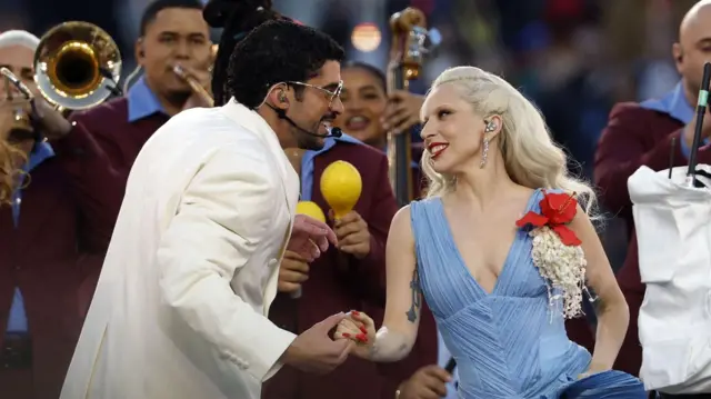 Бед Бани и Лејди Гага