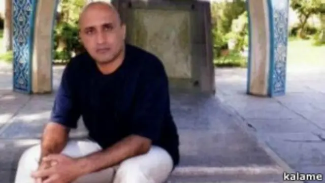 ستار بهشتی در آخرین روزهای زندگی خود در زندان، در نامهای نوشته بود که «با مشت و لگد، بسته شدن به میز و ضربههای لگد به سر» بازجویی شده است