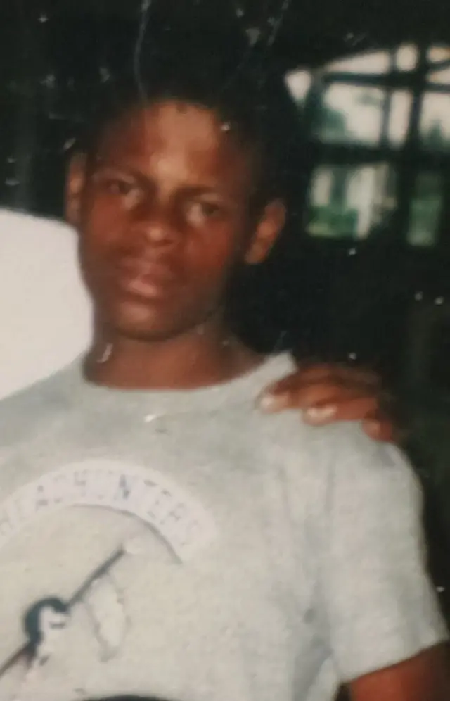 Ron Bishop, com 14 anos