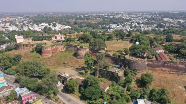 धार किल्ला 