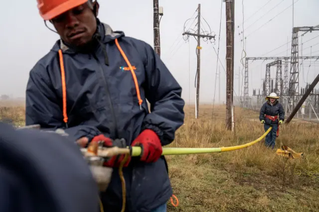 बिजली ढांचा