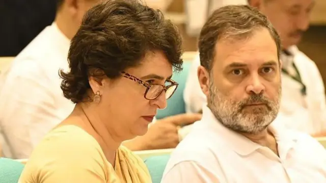  प्रियांका गांधी , राहुल गांधी