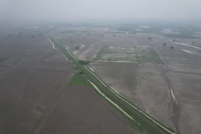 தனித்தீவான கிராமங்கள்