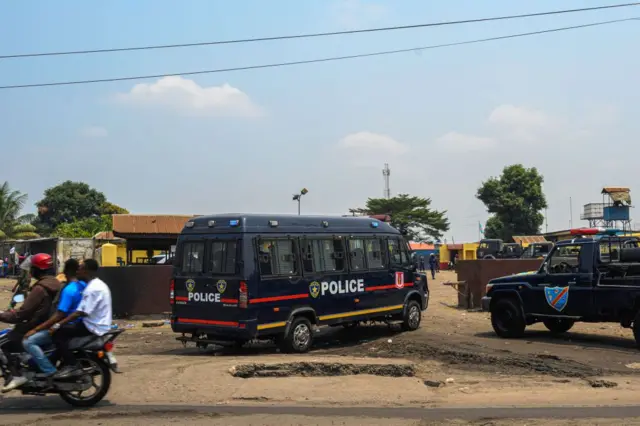 Un bus de police en RDC