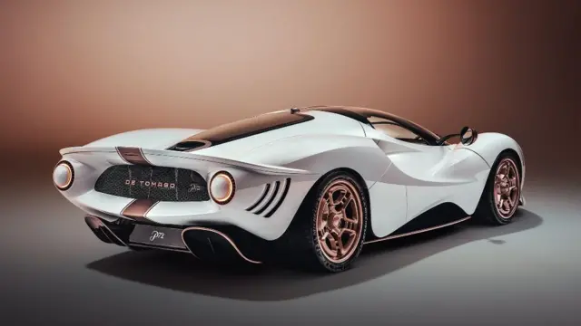 قیمت دی‌توماسو P72 یک میلیون و ۶۰۰ هزار یورو است