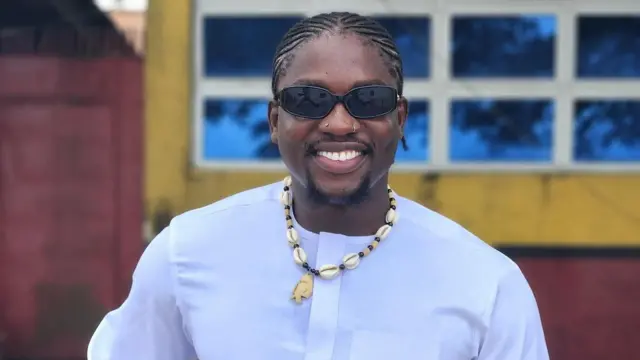 Martins Vincent Otse wey pipo sabi as Verydarkblackman 