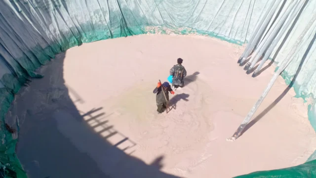 ကချင်ပြည်နယ်ထဲက မြေရှားသတ္တုတူးဖော်ရေးလုပ်ငန်းခွင်