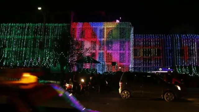 तिहारको समयमा नेपाल विद्युत् प्राधिकरणको भवन