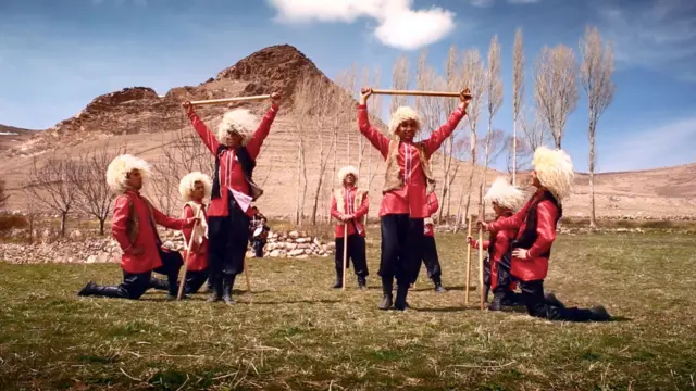 نمایی از فیلم «نشان»