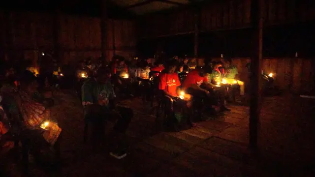 Kampung Omon, orang asli Papua