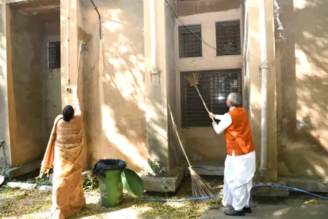 સફાઈ અભિયાન