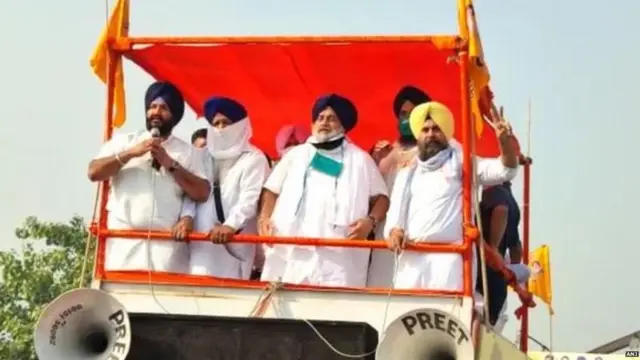 ਸੁਖਬੀਰ ਬਾਦਲ ਤੇ ਹੋਰ ਅਕਾਲੀ ਆਗੂ