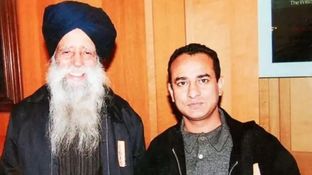 ਮਰਹੂਮ ਫ਼ੌਜਾ ਸਿੰਘ ਨਾਲ ਨਿੰਦਰ ਘੁਗਿਆਣਵੀ